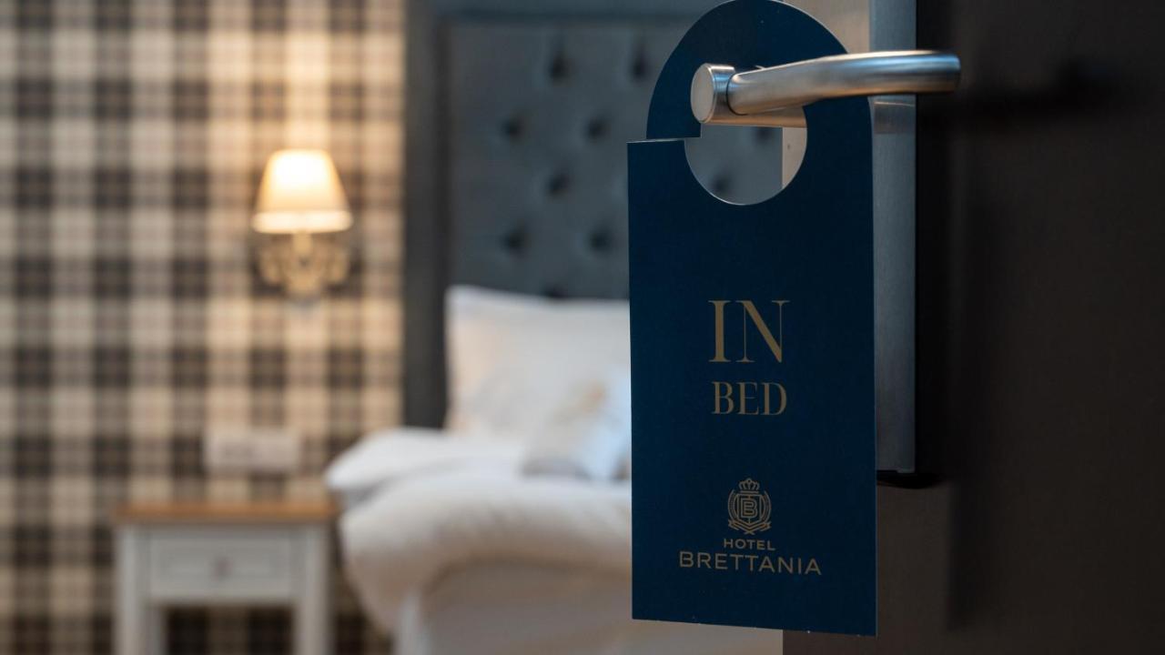 Brettania Hotel Ioannina Bagian luar foto