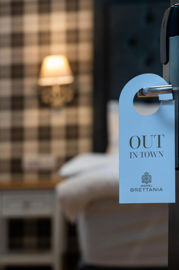 Brettania Hotel Ioannina Bagian luar foto